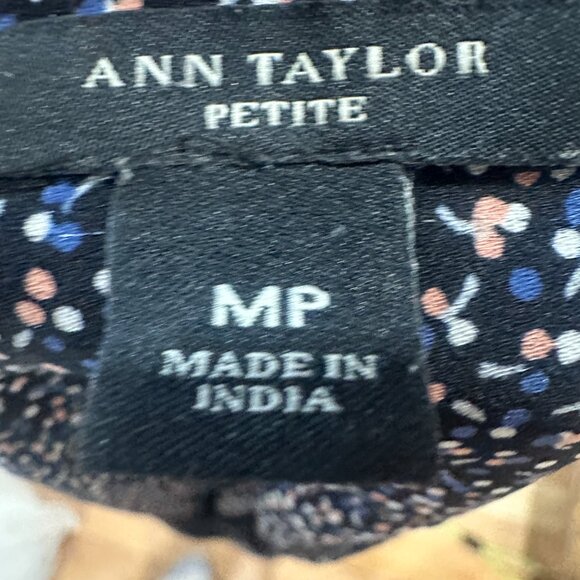 ANN TAYLOR Petite Med Navy Blue w/floral design V Neck Flowy Long Sleeve - Picture 10 of 13